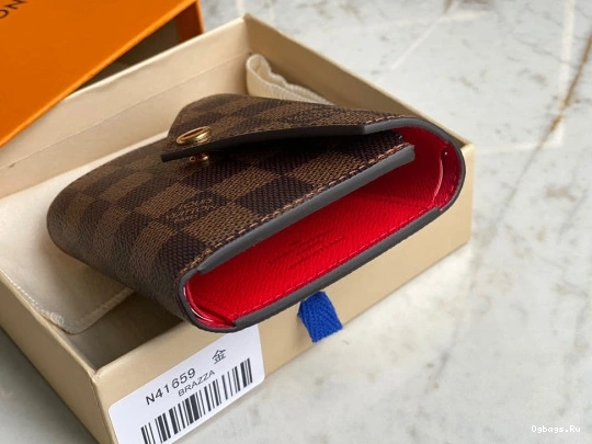 VICTORINE Wallet Louis Vuitton 0102